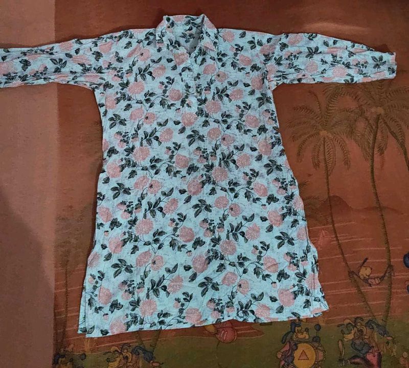Pretty Floral Print Kurta