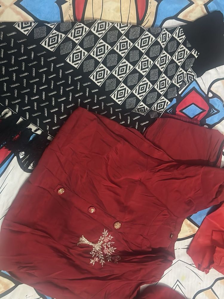 Maroon Kurta Set with Black Dupatta