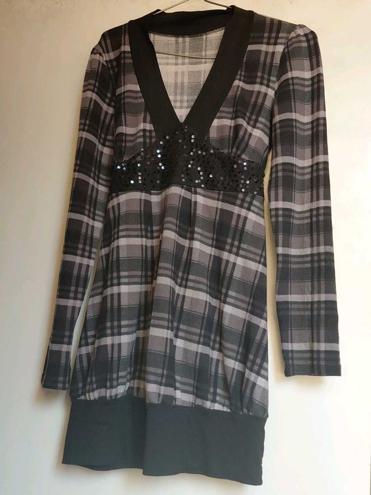 Plaid Long Sleeve V-Neck Dress stretchable h