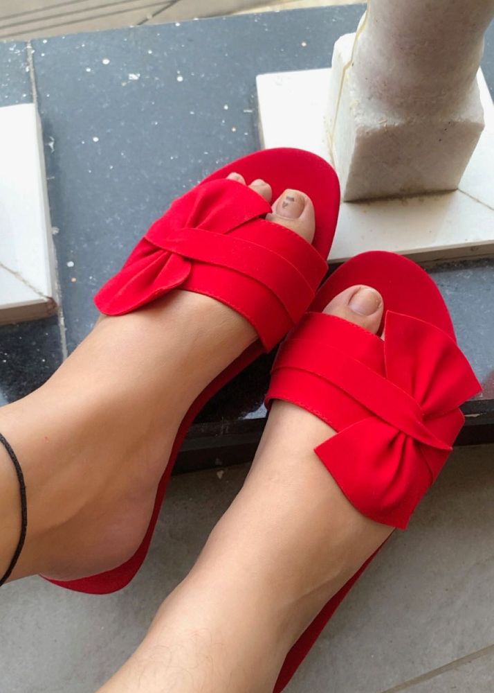 Red Bow Slip-On flats