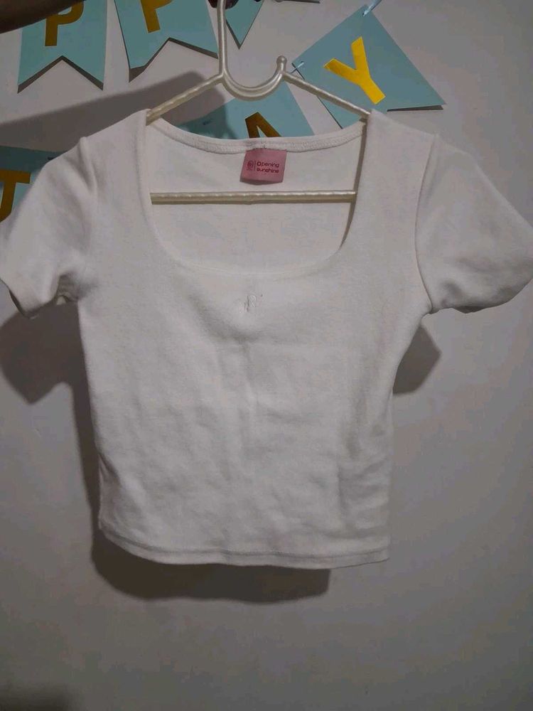 White Cropped T-Shirt