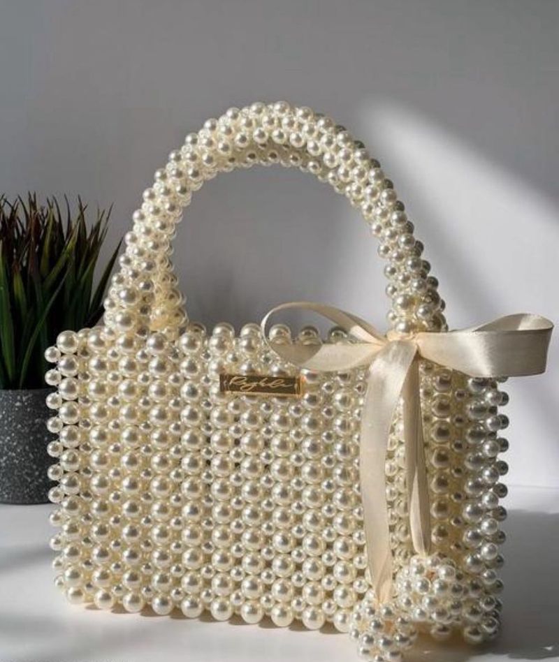 Elegant Faux Pearl Handbag