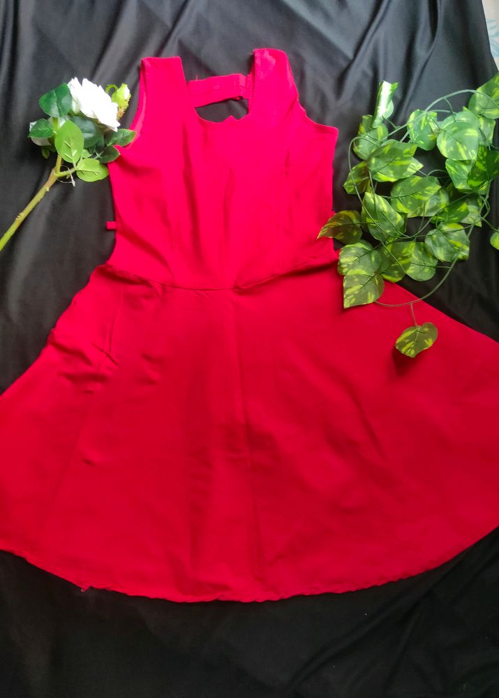 Red flareed dress❤️