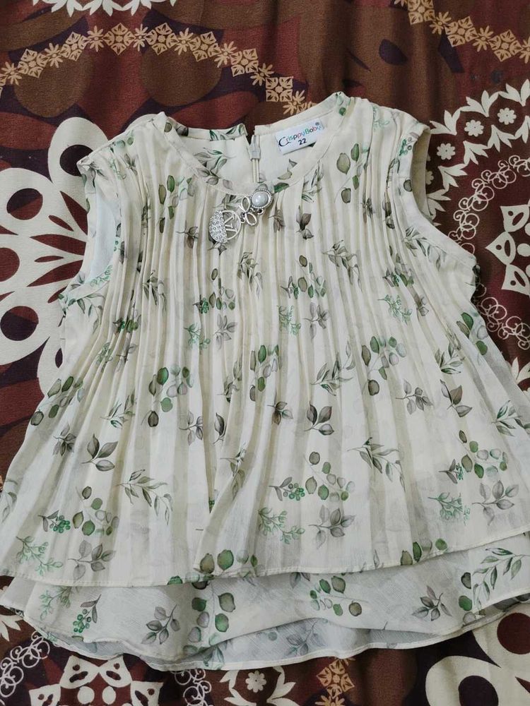 Cute floral print top