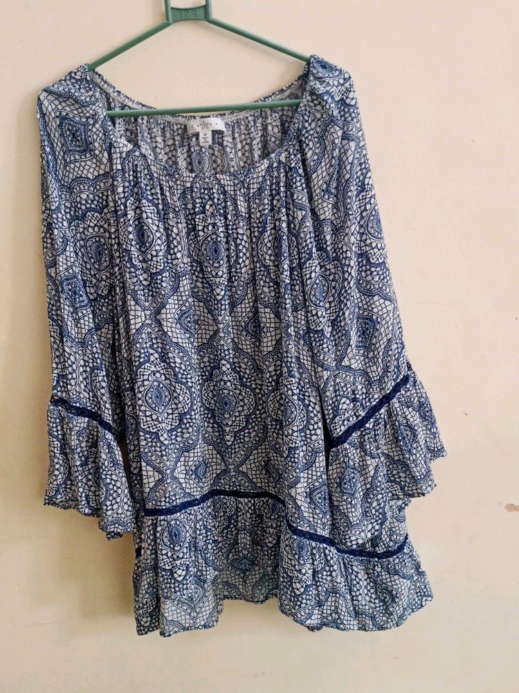 Ladies top