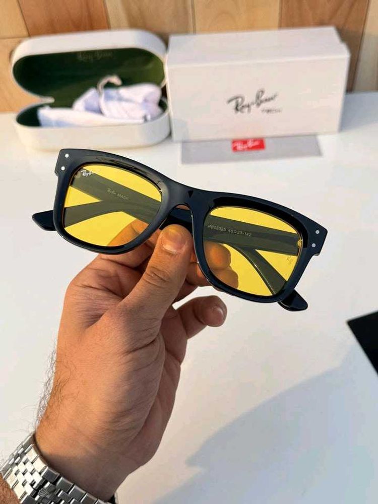 Ray-Ban reverse Sunglasses - Black Frame, Yellow L