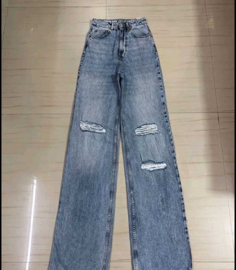 Newly Baggy Ripped Jeans