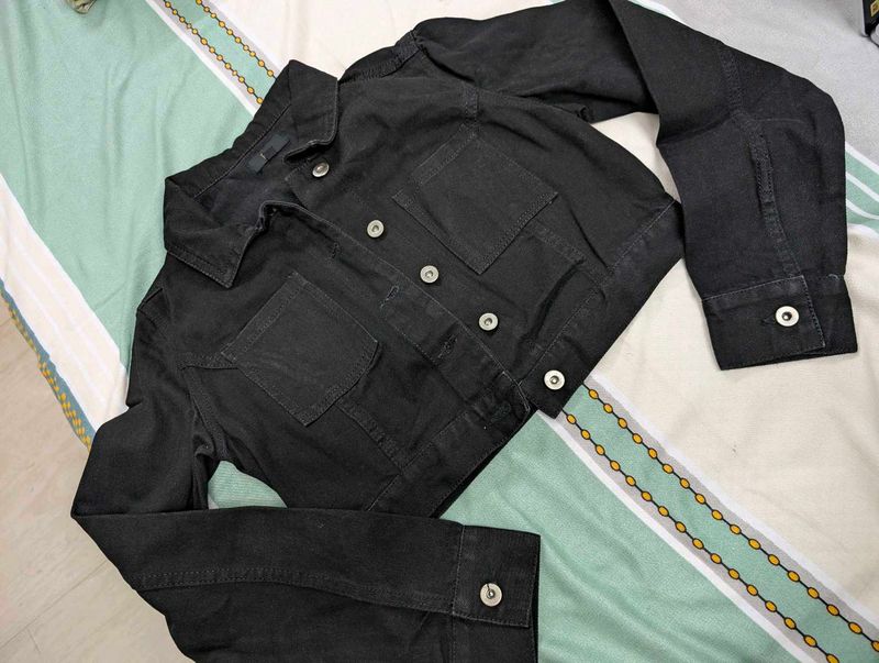 Black Crop Denim Jacket