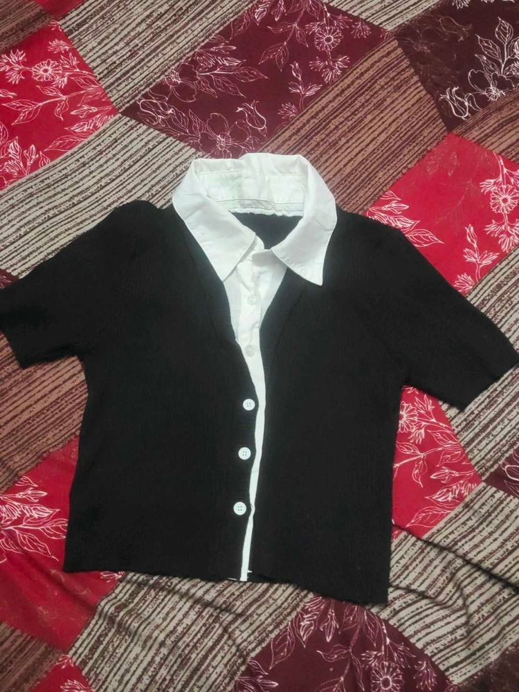 Chic Black Collared Button-Up Top