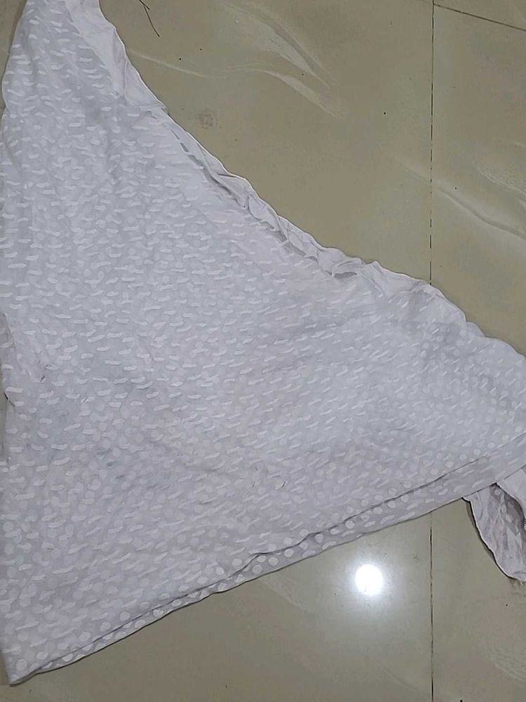 Elegant White Chikankari scaff