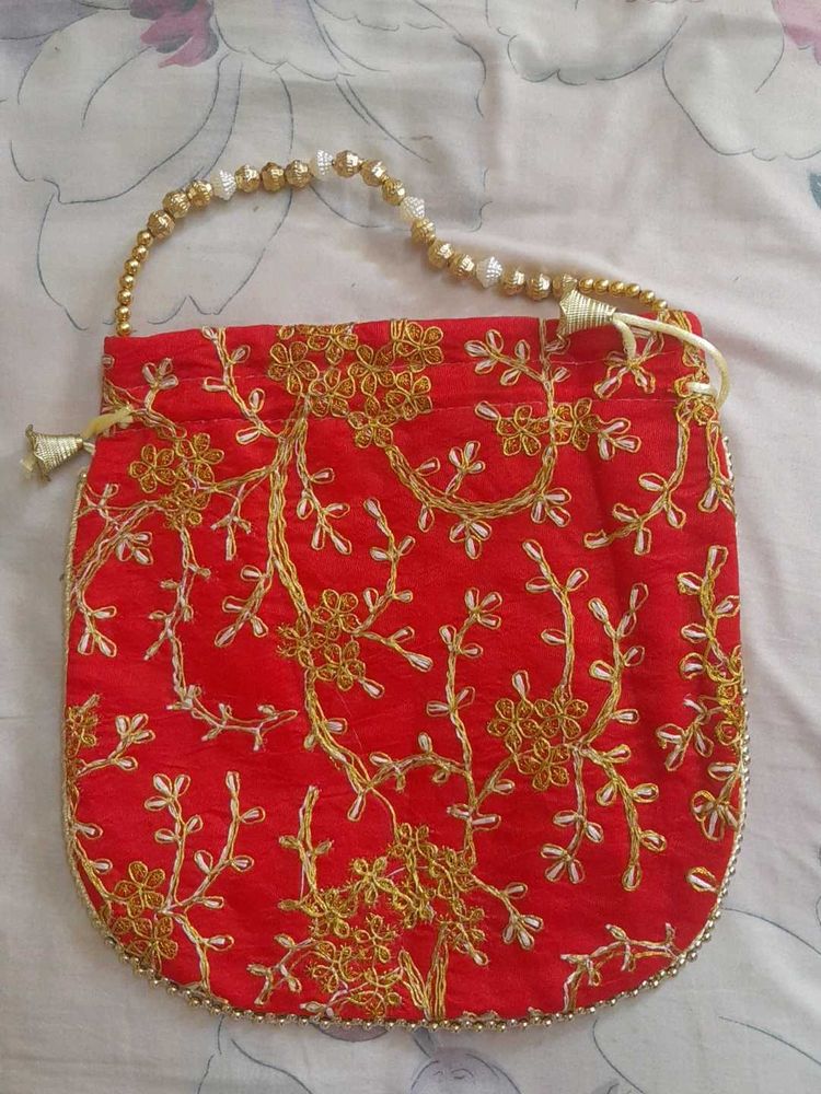 Red Embroidered Potli Bag🤩❤️