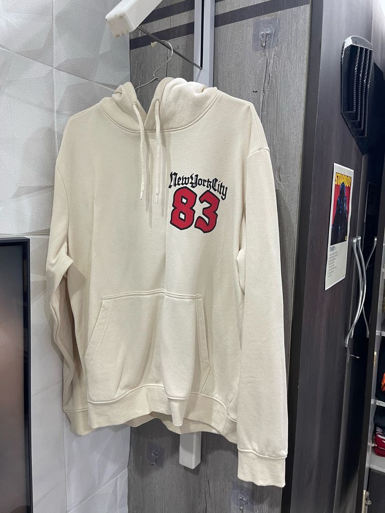 H&amp;M beige Sweatshirt