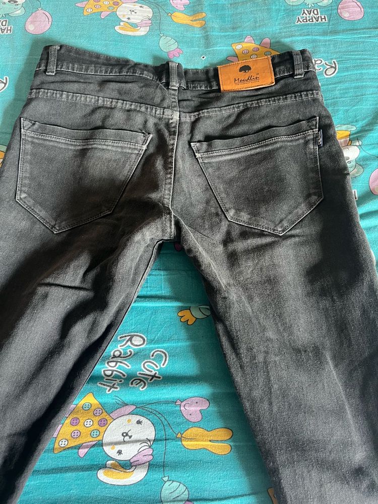 Mandlin Jeans For Sell.