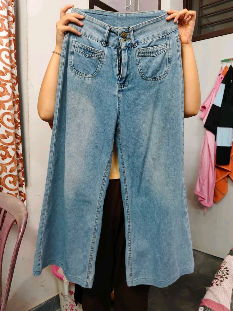 Light Wash Wide Leg Jeans