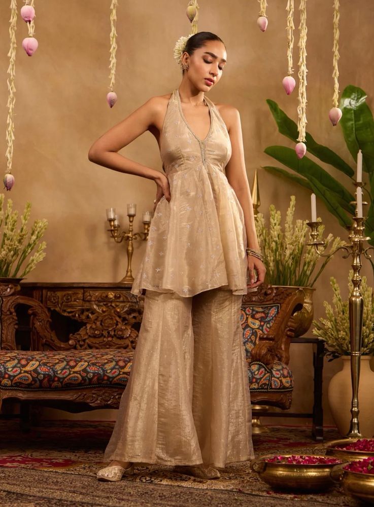 Alaya by Sage Mastani padded kurta only