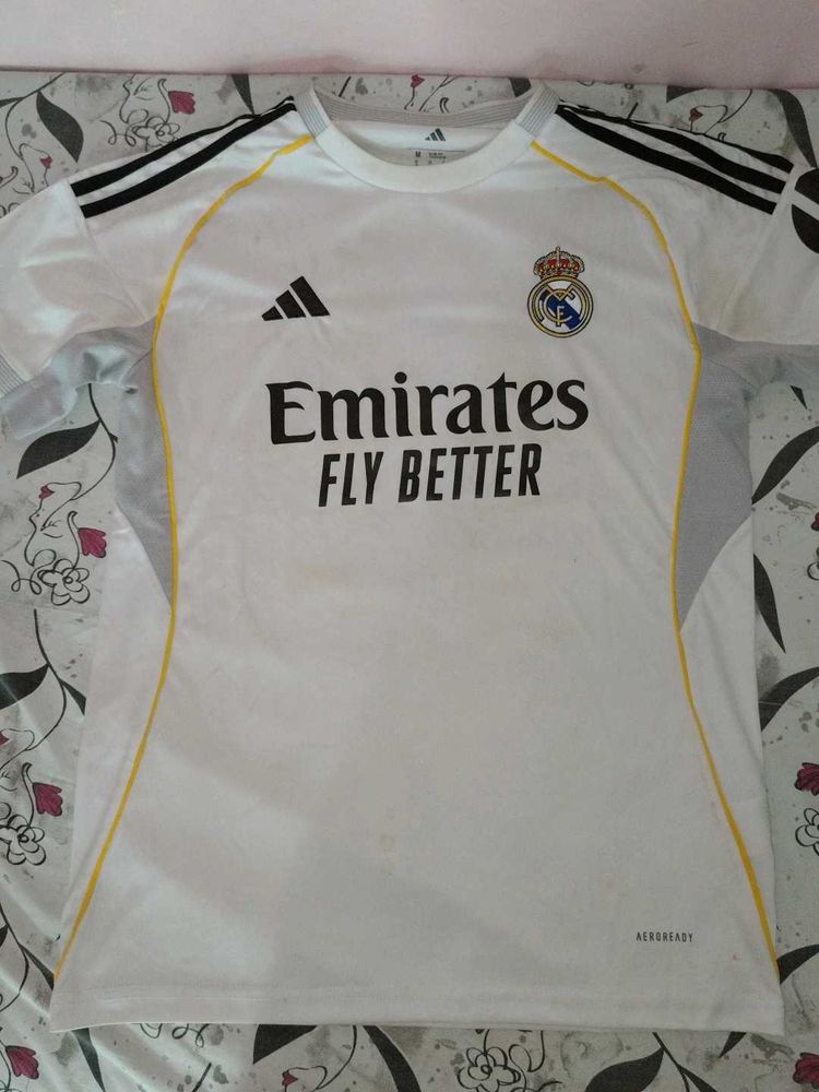Real Madrid Jersey - Emirates Fly Better