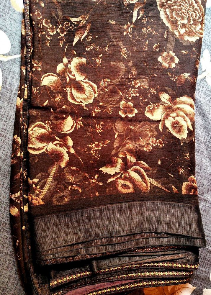 Beautiful Floral Print Saree