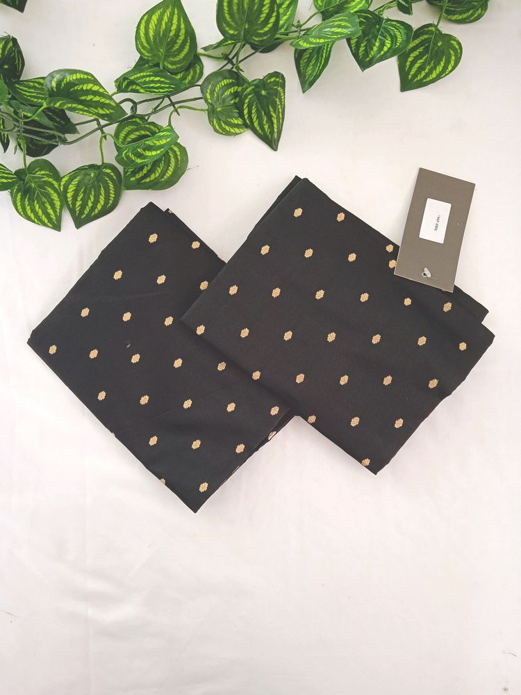 Black Cushion Cover (Home Appliances)