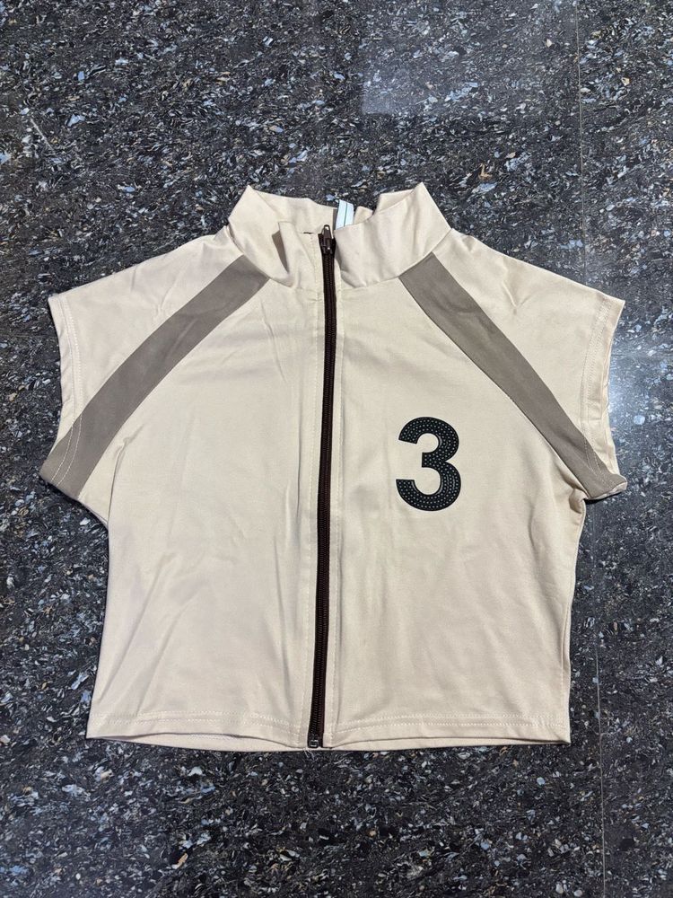 NEWME Sporty Cropped Zip-up Top