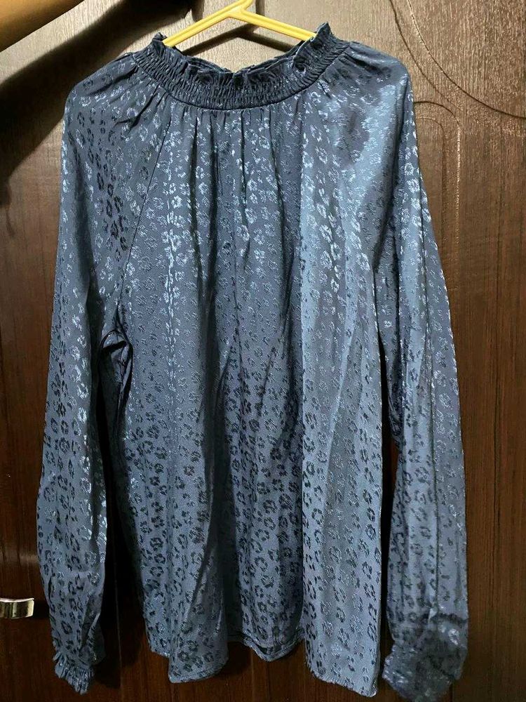 Elegant Blue Animal Print Top