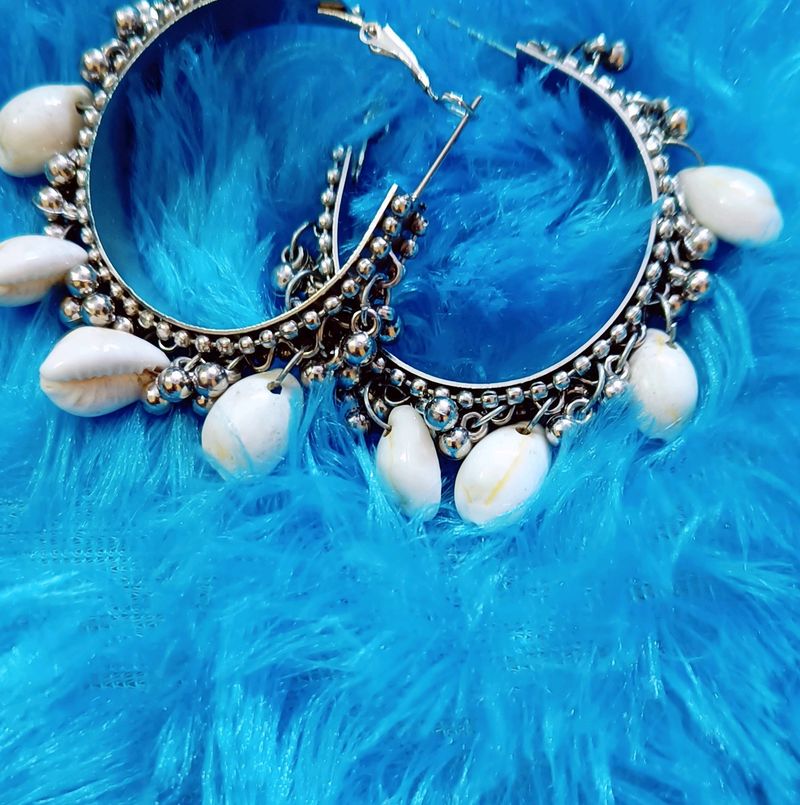 Stylist Earrings With Shank Design Silver And Whit