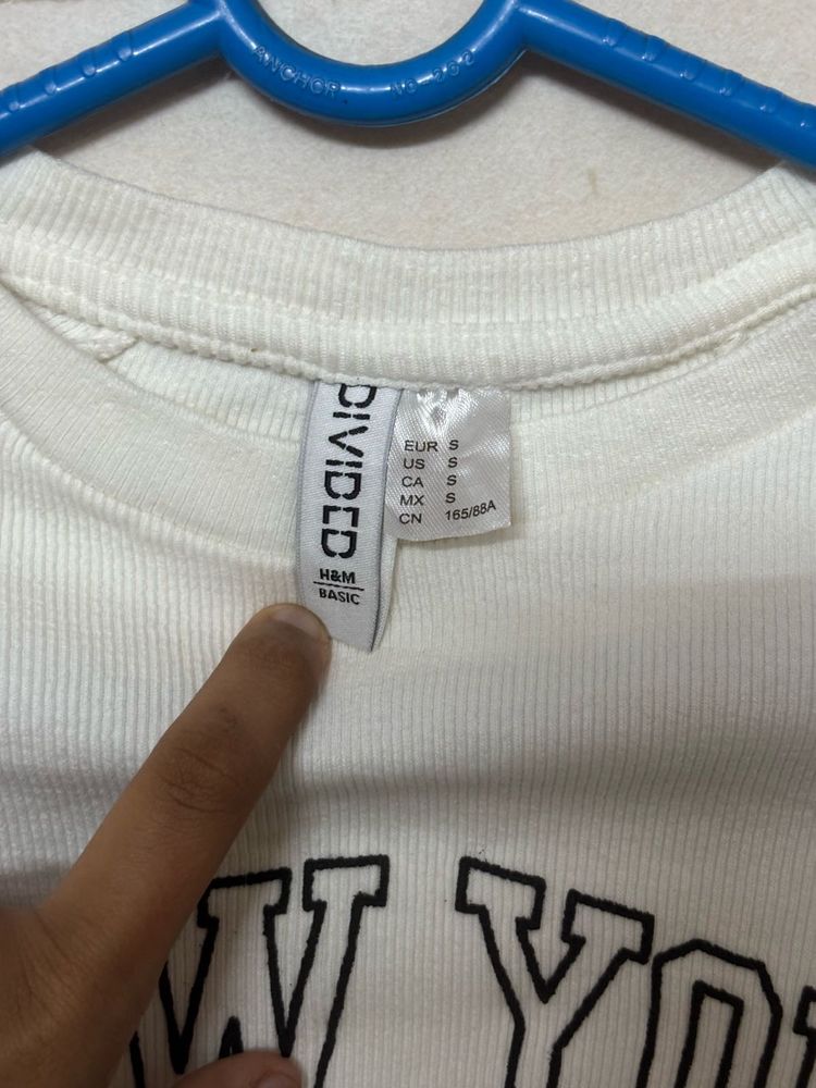 cute H&amp;M top white colour