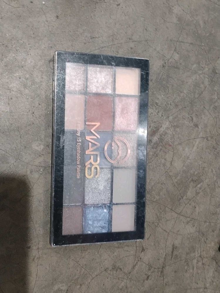 MARS 15 Eyeshadow Palette