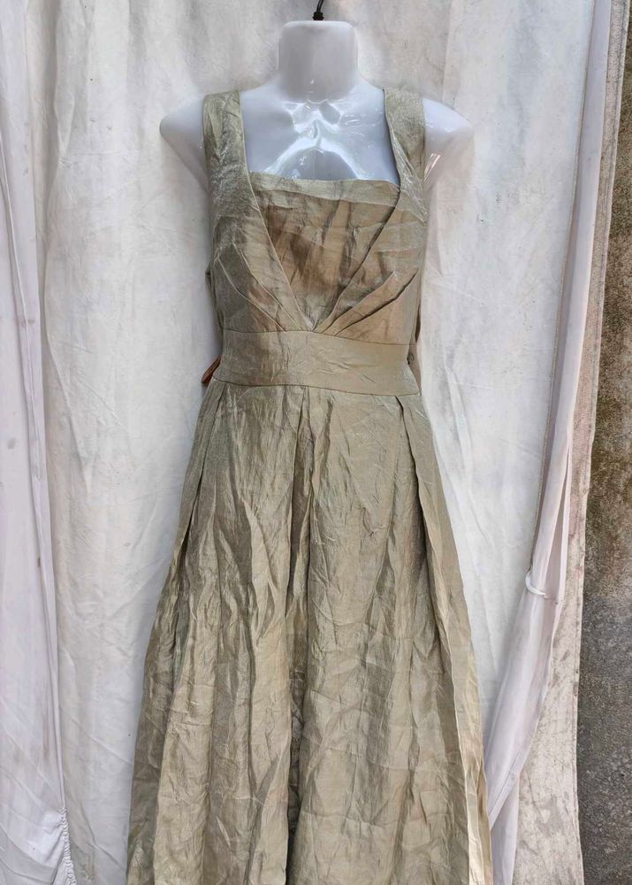 Elegant Beige Sleeveless Midi Dress