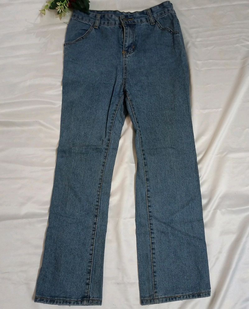 Straight Cut Jeans