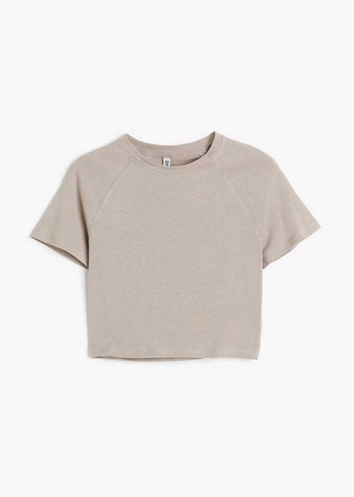 H&amp;M Basic Beige Crop T-Shirt