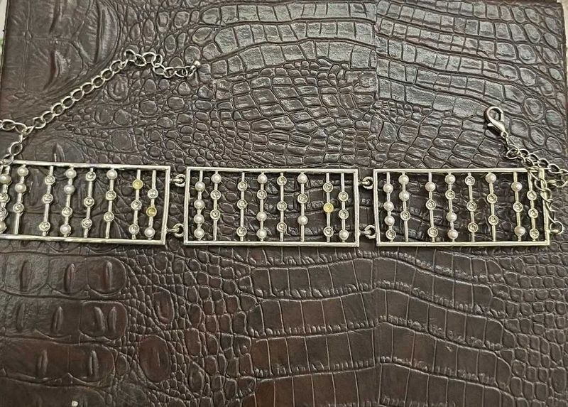 Sparkling Necklace with Faux Pearls