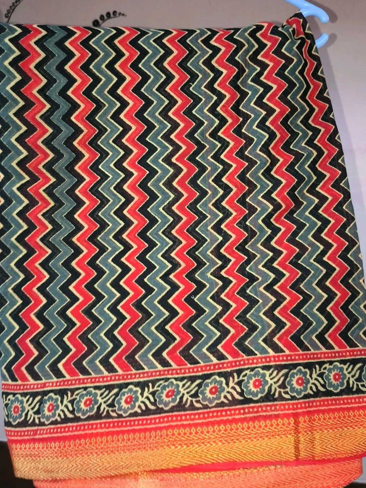 Vibrant Zigzag Print Saree