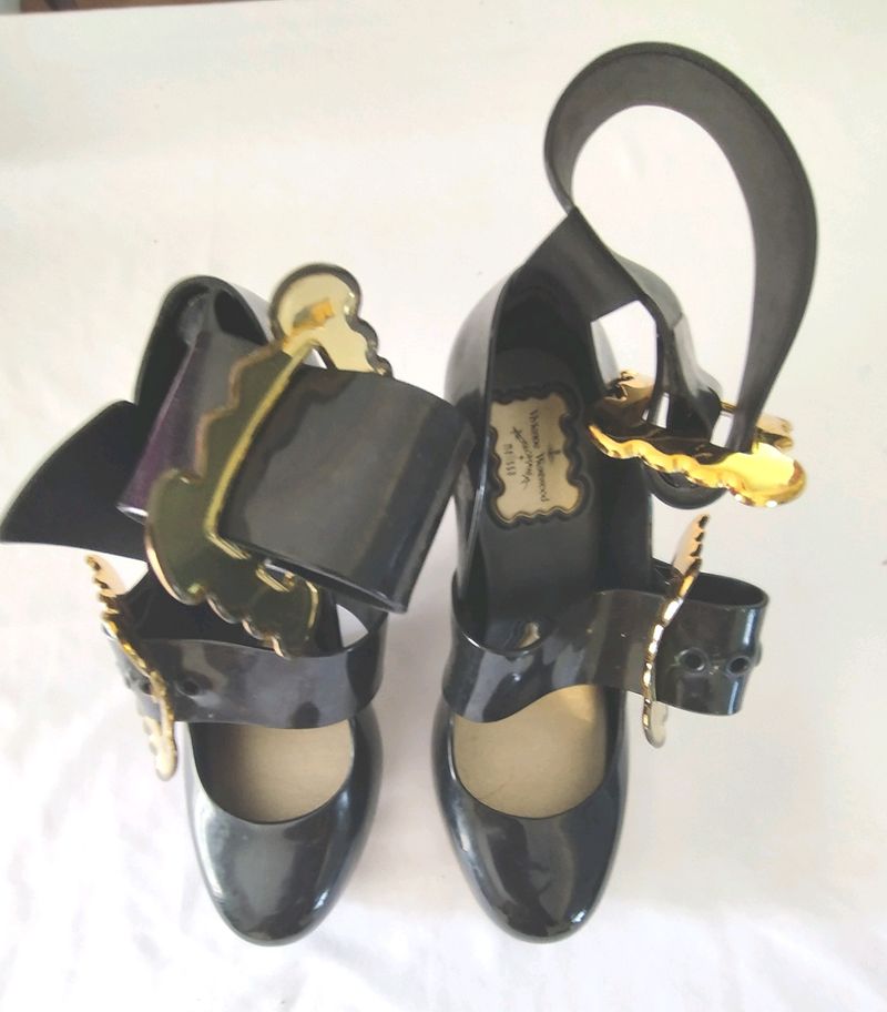 Black Heels (Women's)