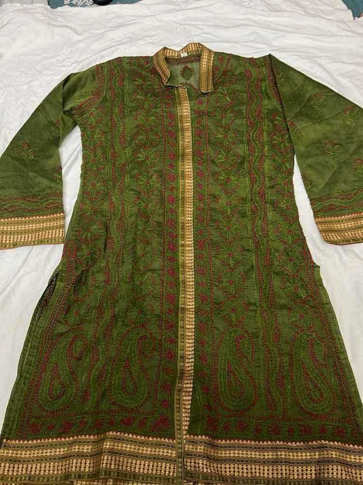 Elegant Green Embroidered Kurta