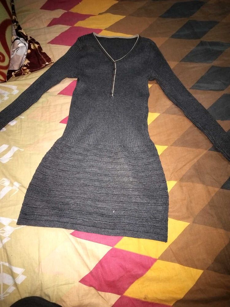 Chic black dress