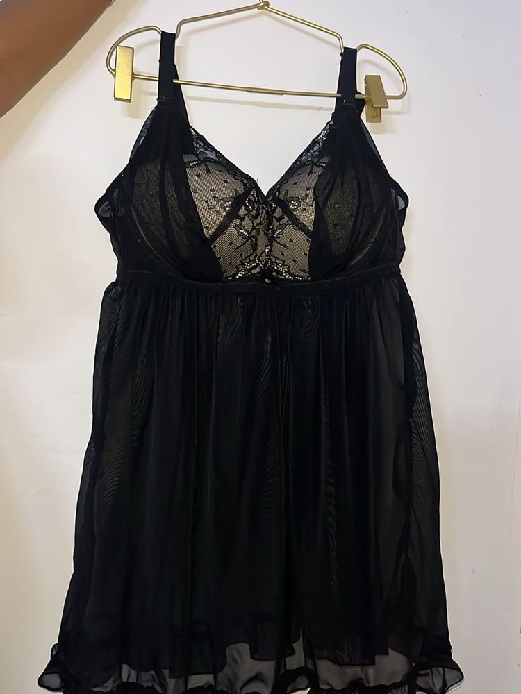 Elegant Black Lace Nightgown