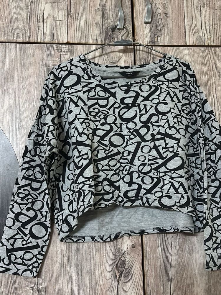 Grey Letter Print Cropped Sweatshirt