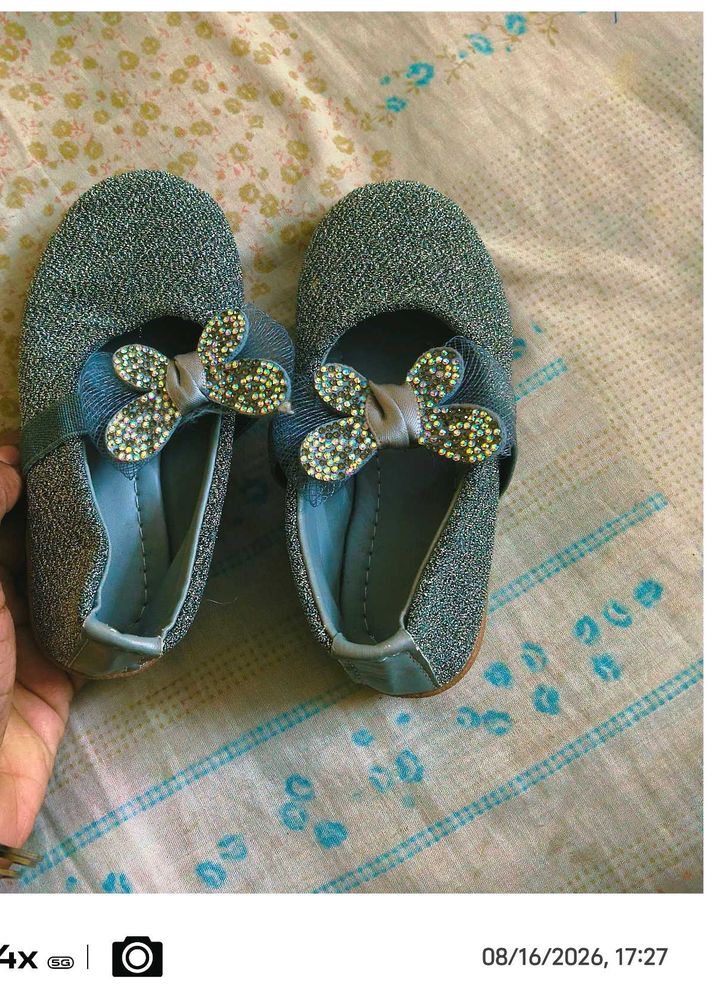 Sparkly Bow Flats for Girls