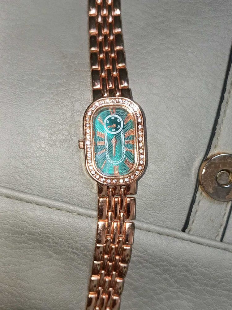 Haute Sauce Green Dial &amp; gold watch