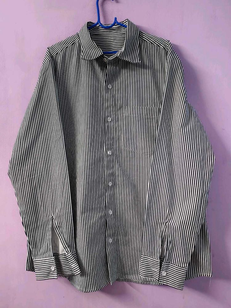 Old money black striped shirt 🦓