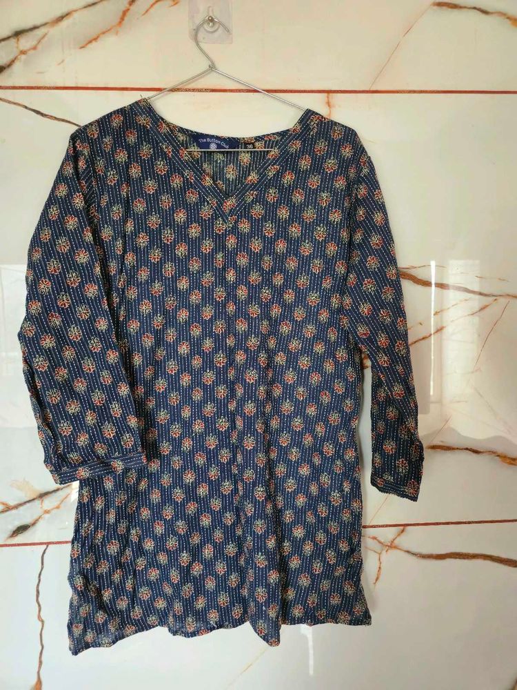 V-Neck Printed short kurti