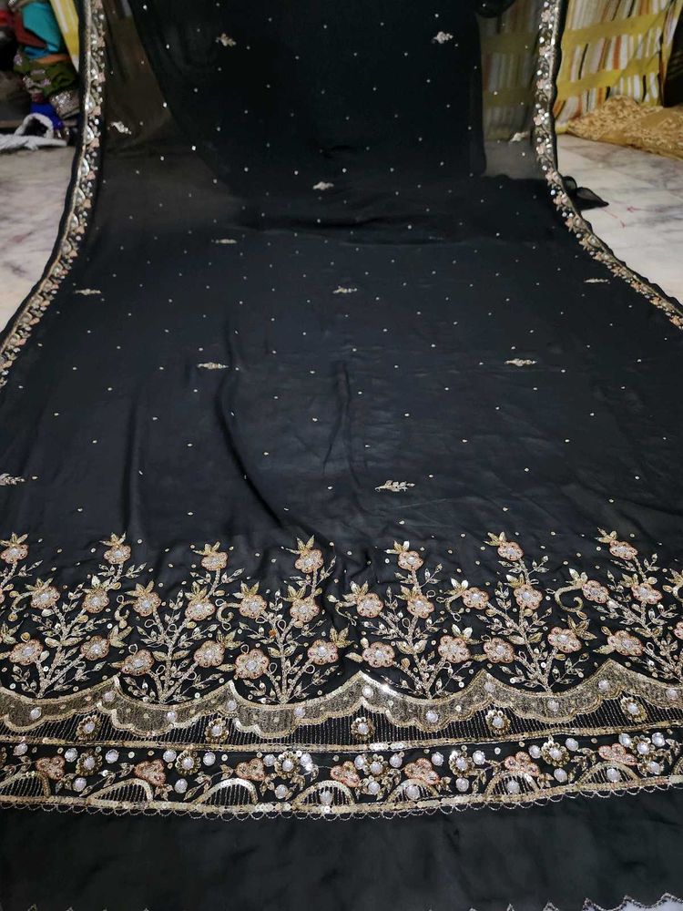 aari tarri  pure copper work Black Saree
