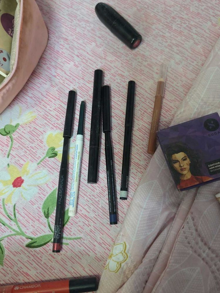 Makeup Essentials Bundle