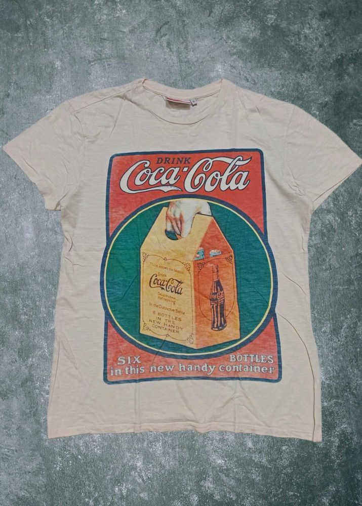 Coca-Cola Graphic T-Shirt