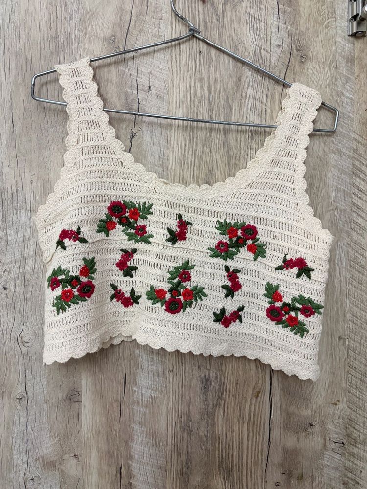 Crochet Floral Crop Top