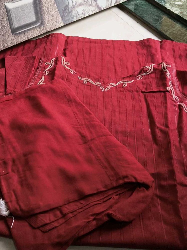 Elegant Red Kurta Set with Embroidery XXL size