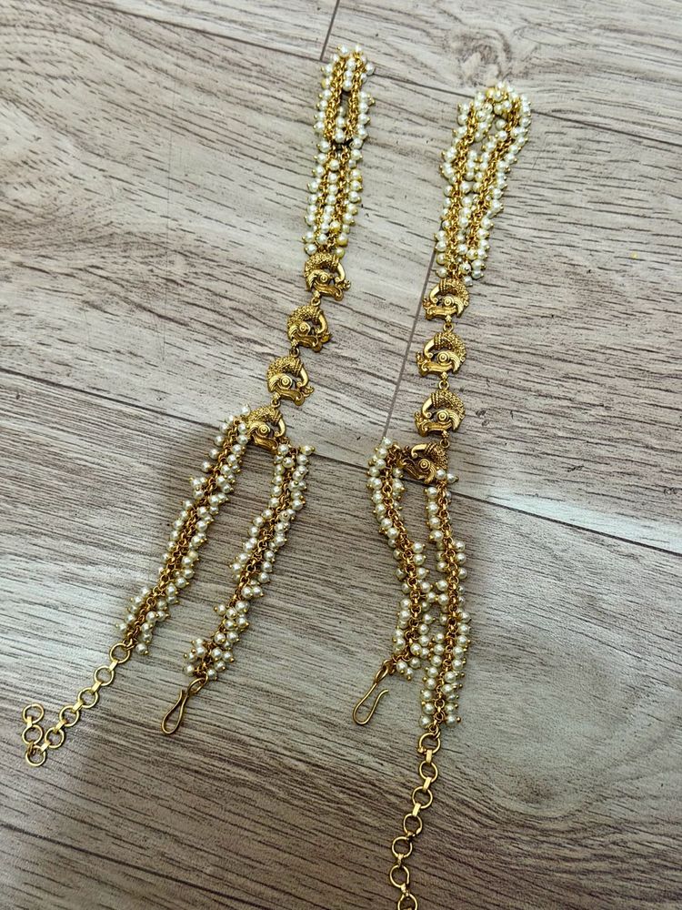 Pearl and Gold Hathphool Pair