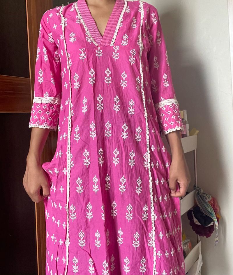 Vibrant Pink Embroidered Kurta