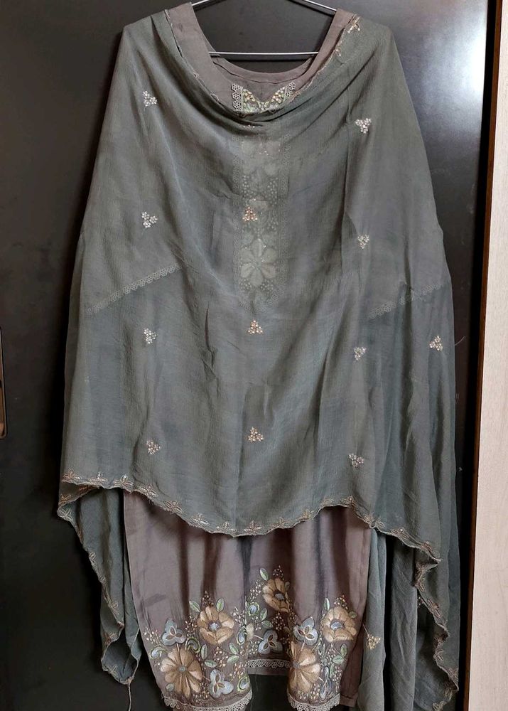 Elegant plazo suit