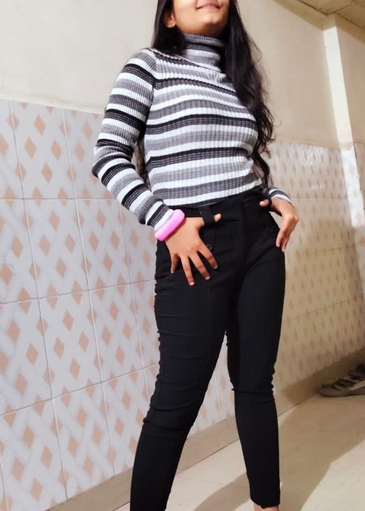 Turtle Neck Top